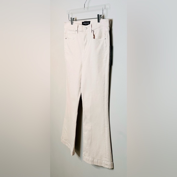 Veronica Beard Carson High-Rise Ankle Flare Jeans Ecru Women's NWT - Picture 7 of 16